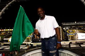 3 top drivers in racing history. Unc Great Michael Jordan Joins Denny Hamlin To Create Nascar Cup Series Team With Bubba Wallace Behind The Wheel Tar Heel Blog