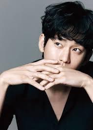 Agree 👍 they had a long sleep 💔 We'll protect our precious SOO-HYUN  always and forever 💪✌️❤️