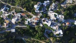 Σύμφωνα με την ορθόδοξη εκκλησία εκπορεύεται. Kissos Ena Byzantino Xwrio Me Poly Idiaiterh Istoria Fwto
