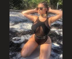 ANASTASIA KVITKO : rAltBlonde