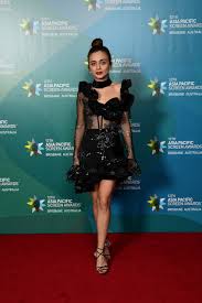 Damla sönmez is actress by profession, find out fun facts, age, height, and more. Damla Sonmez