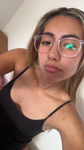 Te ha mencionado Oye estoy aburrida.. hablamos por Instagram? 🥰