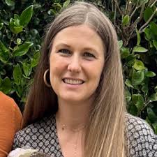 Erin Witte (@ErinWitteCFA)