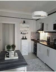مطابخ تركية في غاية الترتيب والشياكة الوان هادئة وتناسق جميل جدا موقع يالالة Decor Home Decor Makeup Rooms