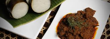 Meskipun, tampak sederhana akan tetapi bila membuatnya dengan hati yang tulus, tentu aroma dan rasanya, hmm…nikmat dan lezat. Rendang Daging Cap Bunga Rose