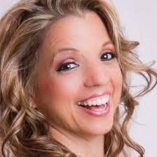 Isabella Pate's Instagram, Twitter & Facebook