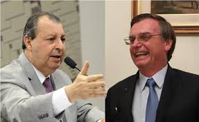 O senador omar aziz (psd), presidente da cpi da covid, usou a música espanhola, do cantor flávio venturini, para rebater ofensas da deputada carla zambelli (psl). Bolsonaro Sobe O Tom E Diz Que Senador Omar Aziz E Phd Em Desvio De Recursos Publicos Comunica Am