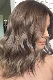 Haircolor Hairstyle Haarfarbe Frisuren Gray Color With Green Undertones Gray Things Und Grauen Graythings Bej Sac Yeni Sac Sac Rengi Fikirleri
