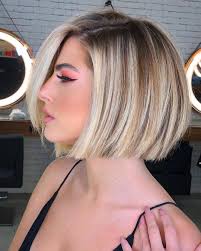 Il taglio carrè si adatta a tutti i tipi di capelli, . I Migliori Tagli Per Capelli Fini Le Proposte Per Dare Volume Trucchi Tv