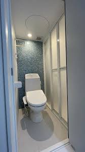 洗濯機パンも新設！3 点ユニットバスをシャワートイレユニットへのリフォーム事例