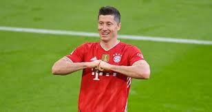 United by their mantle, the muscular 'foot', the radula (teeth band), and (ancestrally) by the shell. Bayern Munich A Un But Du Record De Gerd Muller Inquietude Pour Lewandowski
