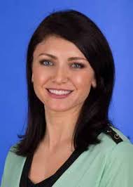 Dolphin Dads lend a helping hand