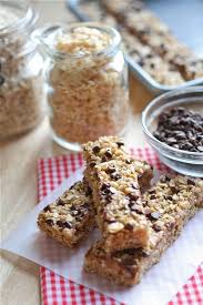 Drizzle melted coconut oil in a large bowl, making sure to coat the bowl completely so its greasy, and mix together the nuts, puffed rice and flaxseed meal. Chewy Chocolate Chip Granola Bars Lauren S Latest