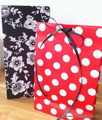 Cool Things To Make With Leftover Wrapping Paper Gift Bags Diy Diy Gift Bags From Wrapping Paper Diy Wrapping Paper