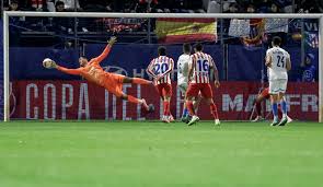 El Atlético sobrevive en la Copa