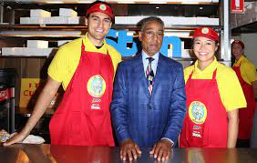 Breaking Bad''s Los Pollos Hermanos takeaway comes to the UK
