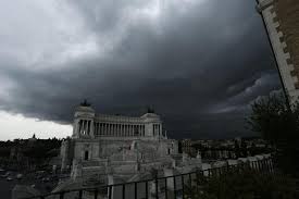 A roma domani cieli in prevalenza poco nuvolosi per l'intera giornata, non sono previste piogge. Allerta Meteo Domani 20 Novembre Ecco Dove