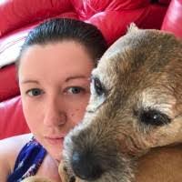 Amie Pearson's Instagram, Twitter & Facebook