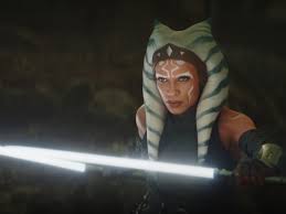 Und natürlich ganz zentral das wohl meist diskutierte. Star Wars Ahsoka Disney Start The Mandalorian Spin Off Rosario Dawson Ist Ahsoka Tano Netzwelt