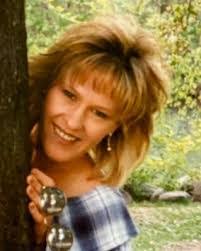 Roberta Rae's Instagram, Twitter & Facebook