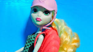 Monster High Lagoona Blue Surf to Turf Doll w/ Scooter Surfboard Playset