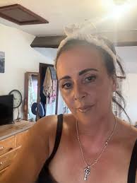 Had my nails done as a wedding trial this morning!! Never had my nails done  before but absolutely love these 😍