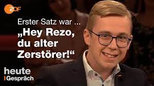 Philipp amthor ist der erste politiker mit eigenem emoji. Amthor Uber Sein Antwort Video Zu Rezo Bei Lanz Youtube