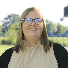 Staci Cooper's Instagram, Twitter & Facebook