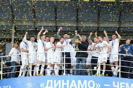 Futbolny klub dynamo kyiv) es un club de fútbol de kiev, la capital de ucrania, fundado en 1927,. Mircea Lucescu CaÈ™tigÄƒ Cu Dinamo Kiev Titlul In Campionatul De Fotbal Al Ucrainei Al NouÄƒlea Titlu Pentru Antrenorul Roman DupÄƒ Alte Opt CaÈ™tigate Cu È™ahtior DoneÅ£k