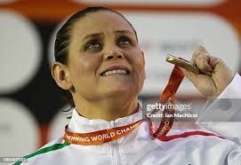 27 fotos e imágenes de alta resolución de Nely Miranda Herrera