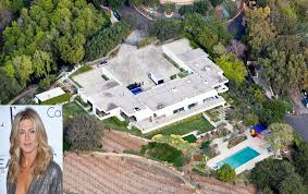Jennifer Aniston Celebrity Houses Celebrity Mansions Jennifer Aniston House