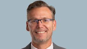 Winnebago replaces president