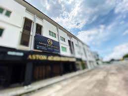Aston star sdn bhd yra įsikūręs penthouse wisma sunrise, plaza mont' kiara 2 jalan kiara, kuala lumpur, 50480, kuala lumpur, wp kuala lumpur, mont kiara, 50480 kuala lumpur, federal territory of kuala lumpur, malaizija, šalia šios (559 m,), land pacific development sdn bhd (591 matuoklis). Artois Design Studio Sdn Bhd Home Facebook