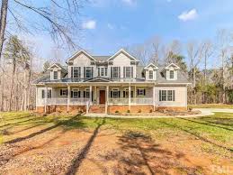 5300 Valley Wood Rd Hillsborough Nc 27278 Mls 2179215 Zillow House Styles Hillsborough Zillow
