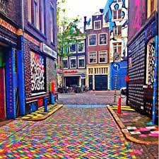 Descubra as principais atrações de amsterdam, dicas de hotéis, lugares para fazer compras. Fachadas Y Calles De Colores En Amsterdam Holanda Amsterdam Reise Reiseziele Orte Zum Besuchen