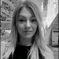 40+ "Joanna Holt" profiles