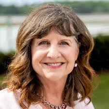 Lori Queen, Hilton Head Island, SC Real Estate Associate - RE/MAX ...