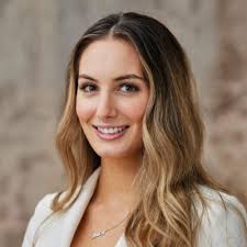 500 Women in Property Participant 2023 was issued by Property Council of  Australia to Laura Galletta.