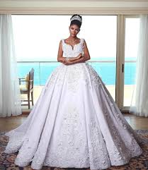 2019 dubai arabisch brautkleider spitze appliques hochzeitskleider brautkleidkleidung & accessoires, hochzeit & besondere anlässe, brautkleider!. Grosshandel Plus Size Vintage Kirche Einer Linie Weissen Brautkleider Arabisch Dubai Spaghetti Armel Spitze Perlen Hochzeit Brautkleider Von Werbowy 228 57 Auf De Dhgate Com Dhgate