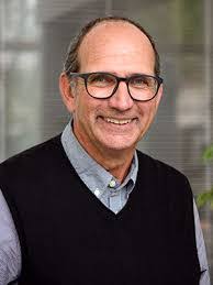 Pierre Leonard's Instagram, Twitter & Facebook