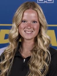 Cassandra Doucette's Instagram, Twitter & Facebook