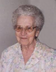 Flossie Bennett's Instagram, Twitter & Facebook