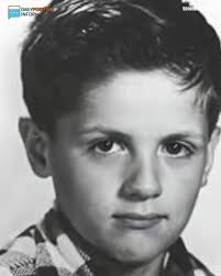 With no money for housing, he was forced to sleep in a single coat at A BUS  STOP DURING HARSH WINTERS.🥺 "That coat saved my life," the actor shared.  HIS NAME and