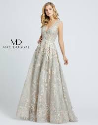 Последние твиты от mac duggal dresses (@macduggal). Mac Duggal Designer Evening Dresses For Sale In 2020 Mac Duggal Dresses Ball Gown Dresses Evening Dresses