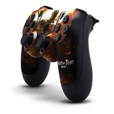 Juego en simulación con teclado y ratón y ahora últimamente con el dualshock.este último para volar está muy bien ,pero no me convence por el tema de usar la vista como ejes.bastante difícil seguir al enemigo con la cámara. Attack On Titan Fire Controller Skin For Playstation 4 Playstation 4 Gamestop