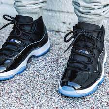 Here is another preview look via @solespeed4image at the space jam air jordan 11 that offers a first look at the patent leather and what to expect from the outsole. Nike Air Jordan 11 Retro Space Jam 2016 By Itstzo Sneakers Cartel