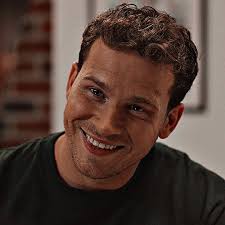 eddie has a silver star — Oliver Stark as Evan "Buck" Buckley 9-1-1,  S08E06...