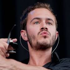 Hier sollte eine beschreibung angezeigt werden, diese seite lässt dies jedoch nicht zu. Tom Smith Equipboard