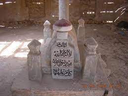 Nama lengkapnya adalah ahmad bin 'ali bin muhammad bin muhammad bin 'ali bin mahmud bin ahmad. Al Hafidz Ibnu Hajar Al Asqalani Home Facebook
