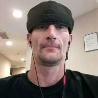 200+ "Mark Andrew" profiles